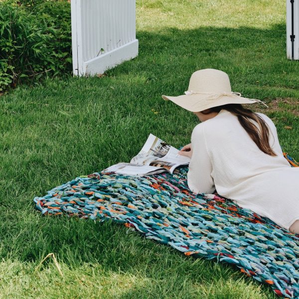 Arm Knit Blanket Kit on Sale