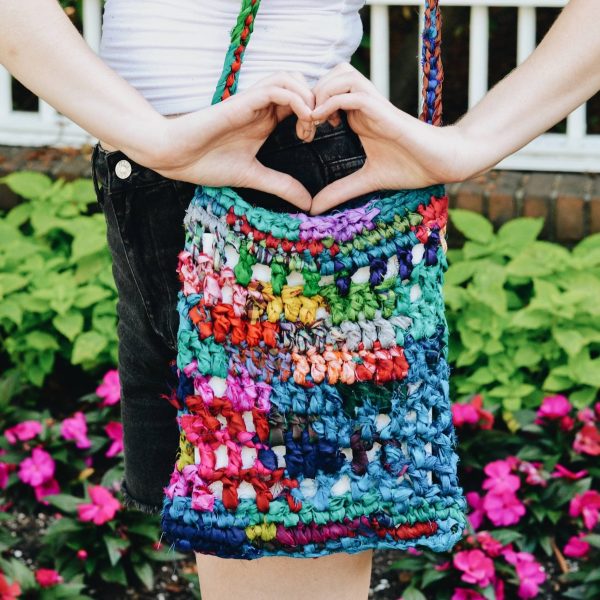 Hidden Heart Bag Crochet Kit Fashion
