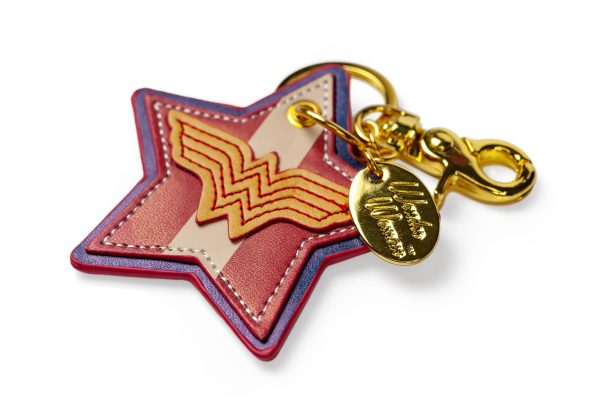 DC Comics Bombshells Wonder Woman Faux Leather Keychain Cheap - Image 4